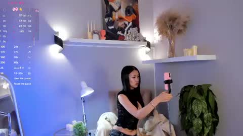 kellyy_bern online show from July 22, 1:50 am