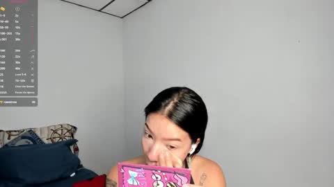 Kendal online show from February 21, 2:59 pm