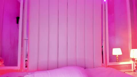 Kendall no Jenner  online show from April 6, 4:46 am