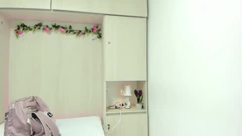 Kendal online show from February 26, 12:04 pm