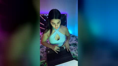 Kendall online show from April 9, 2:36 am