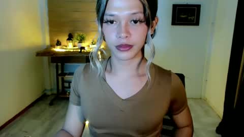 kendra_lunaxx online show from May 30, 3:21 pm