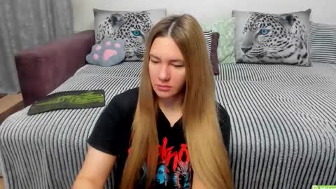 Kendra online show from November 8, 11:32 pm