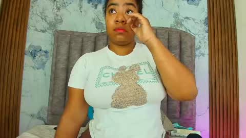 Mamasita online show from April 13, 1:45 pm