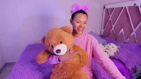 Kendra online show from November 24, 2:24 am