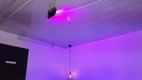 Kenzie online show from November 4, 4:39 am