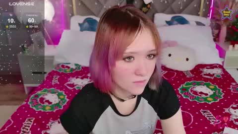 kettiejones online show from January 5, 5:27 pm