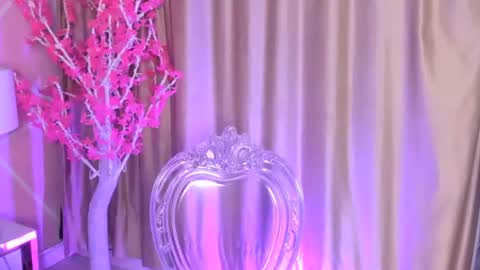 Keyla noa online show from April 6, 11:22 am