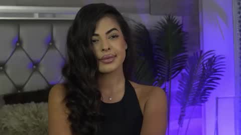 keylaconner online show from December 18, 2:49 am