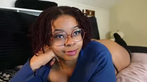 Khaya online show from October 29, 8:22 pm