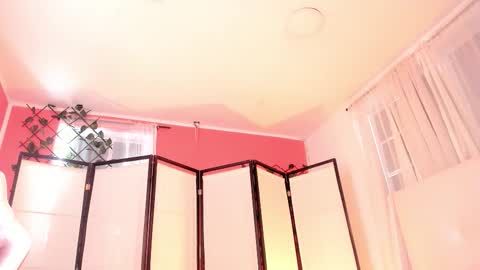 Khloe online show from November 14, 2:39 pm