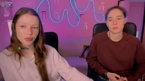 khloebeauty online show from March 18, 8:14 pm