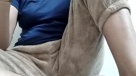 khushisinghh online show from December 4, 3:37 am