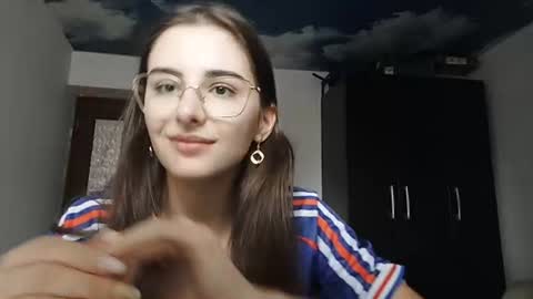 Violet online show from July 8, 11:56 am