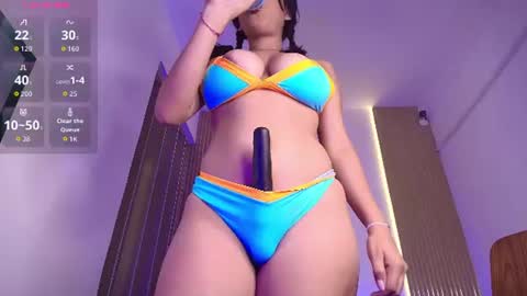 kiarasullivan online show from July 1, 12:37 pm