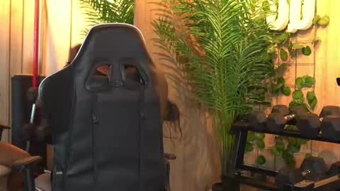 Kim online show from January 17, 1:07 pm