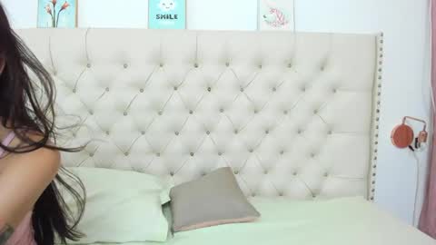 kim_eli online show from January 11, 7:27 pm