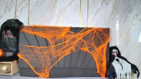 Snapshot of kim_johnsson chatting on October 20, 7:06 pm kim online show from October 20, 7:06 pm