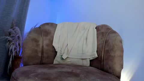 Kim Murphy online show from April 14, 12:05 pm