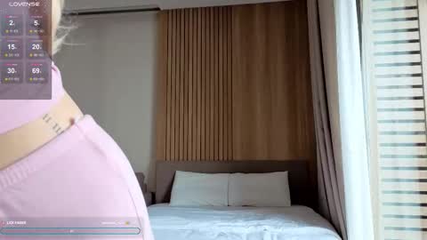 Kim online show from November 7, 4:29 am