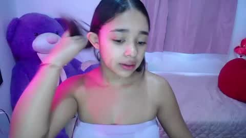 Kim online show from March 13, 2:40 pm