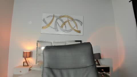 kimberly online show from January 23, 9:39 pm