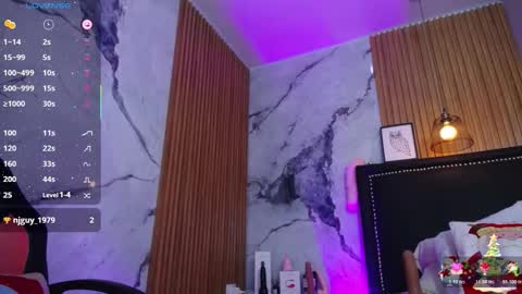 KIM online show from December 19, 3:43 am