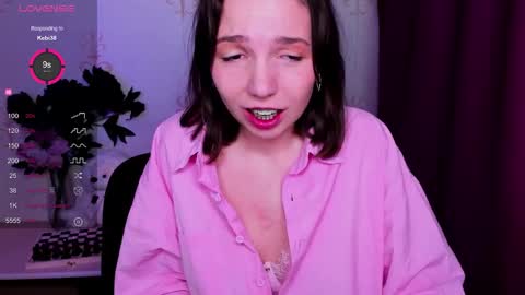 Hazel online show from March 25, 4:49 am