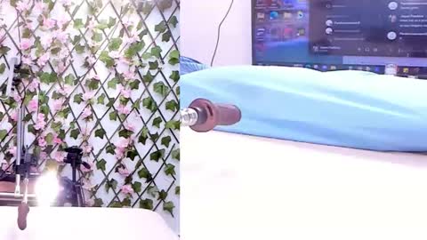 Jaque  online show from December 2, 1:02 pm