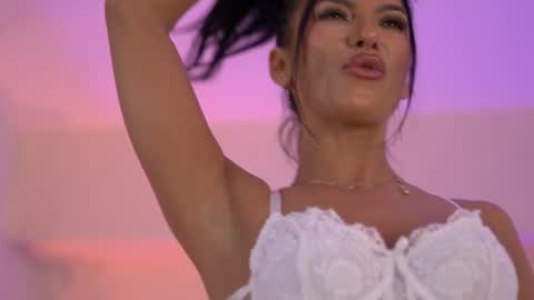 kinkyamelie online show from February 8, 6:55 pm