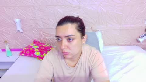 kinkyy_redhead online show from April 11, 12:31 pm