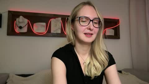 KiraFatex online show from November 14, 8:09 pm