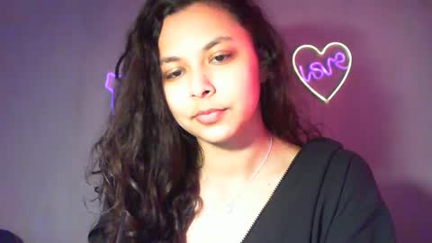 kiss_ameliaa online show from February 25, 8:14 am