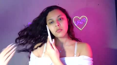 kiss_ameliaa online show from February 26, 9:12 am