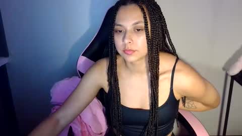 kiss_ameliaa online show from March 11, 6:41 pm