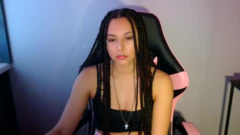 kiss_ameliaa online show from March 11, 8:30 am