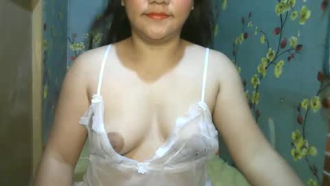 kiss_me_loves online show from February 4, 12:40 am