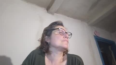 kissandvibe online show from March 25, 8:23 pm