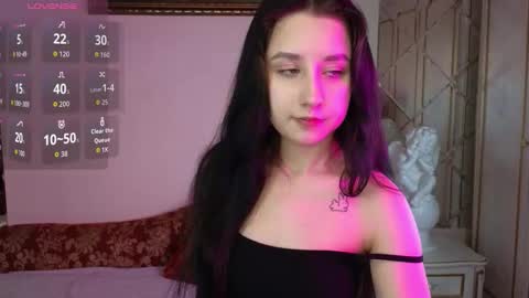 Hot Eva online show from December 3, 4:37 am