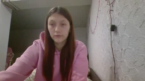 kiti_kitiss online show from February 2, 6:18 pm