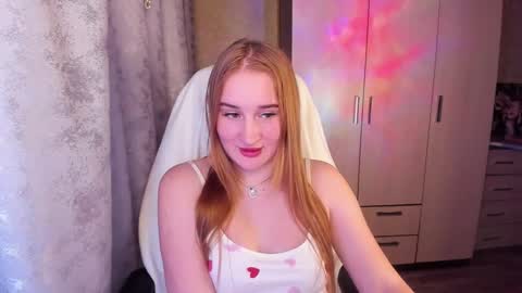 kitten_sun online show from March 2, 11:52 am