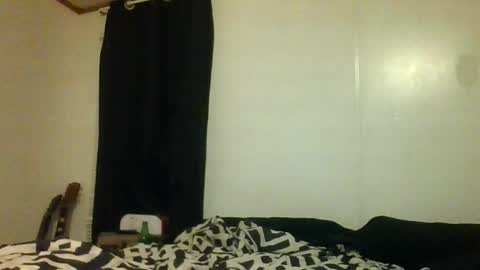 KittenJay0905 online show from April 21, 1:42 am