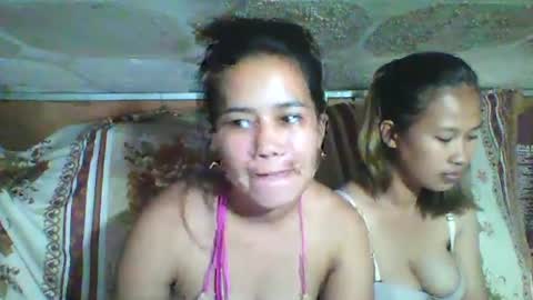 Snapshot of kittensquirtpussy chatting on January 13, 2:50 am kittensquirtpussy online show from January 13, 2:50 am