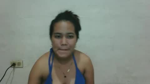 Snapshot of kittensquirtpussy chatting on February 10, 11:04 am kittensquirtpussy online show from February 10, 11:04 am