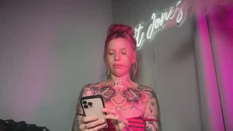 kittjones33 online show from July 13, 12:17 pm