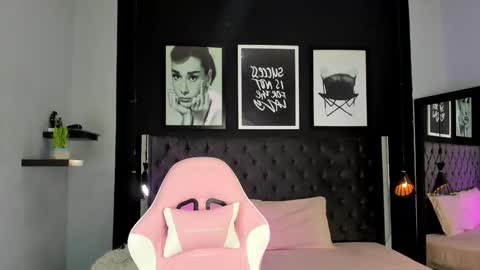 Kitty online show from September 15, 11:18 am