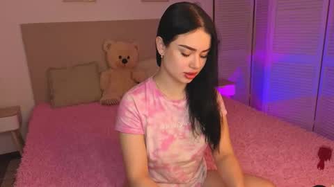 kitty_cut1ee_ online show from March 6, 8:20 am