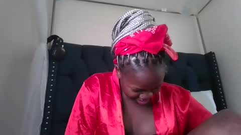 kitty_kerry online show from November 5, 5:34 am