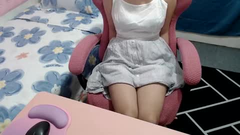 Kate online show from April 6, 2:44 am