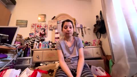 kittyluvx online show from February 17, 5:12 pm